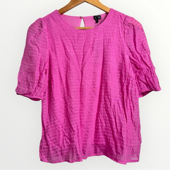 Vero Moda Tops - VERO MODA Women's M Bright Pink Lined Lightweight Short Sleeve Textured Blouse‎
